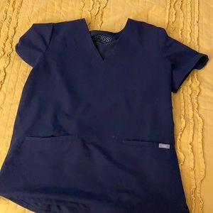 Scrub shirt